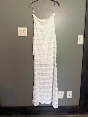 Floerns NWT White Strapless Tiered Lace Ruffle Maxi Dress Size Small (S)